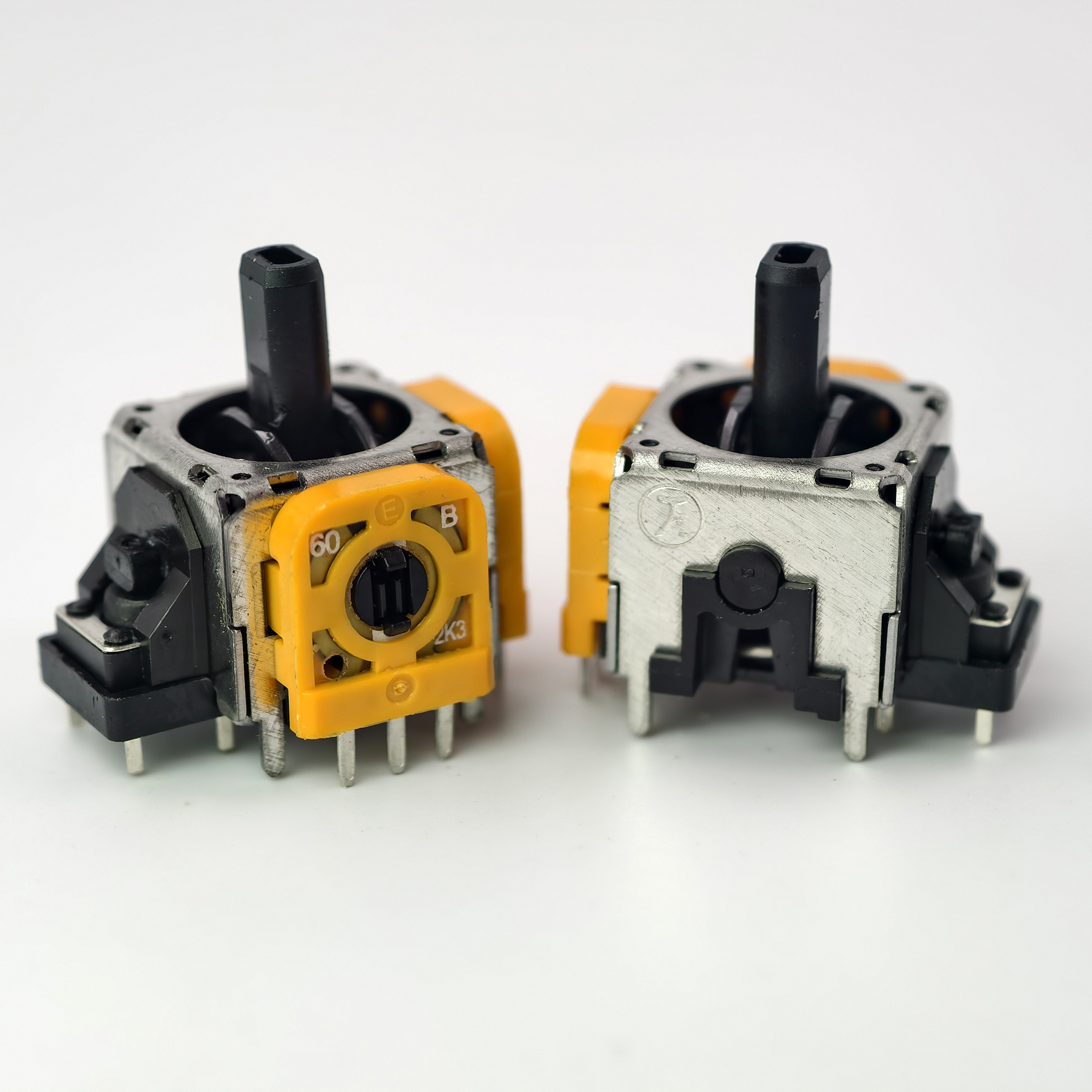 NO.4 PS5-2.3K-Molde Favor2