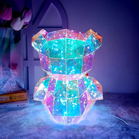 Articles cadeaux originaux 2025, ours en boîte LED rouge brillant coloré fait à la main, matériau PET, forme de dessin animé, décoration de la maison, Saint-Valentin