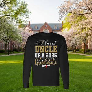 Camiseta de manga larga con estampado digital de cuello redondo para hombre adulto, regalo de graduación, tío graduado de la clase de 2025 - Product Image 3