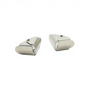 YIWANG Suministros de oficina Metal Plata Badge Holder Clips Badge Holders ID Card Clip - Product Image 5