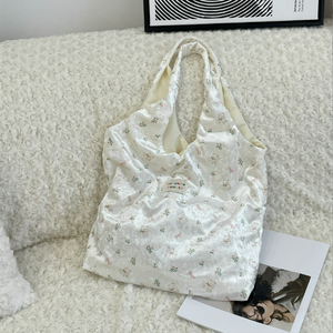 Sac fourre-tout portable pour femme, en polyester, avec broderie motif bonbons, finition métallique polie, petit format, à porter à l'épaule ou sous le bras, pour usage quotidien - Product Image 5