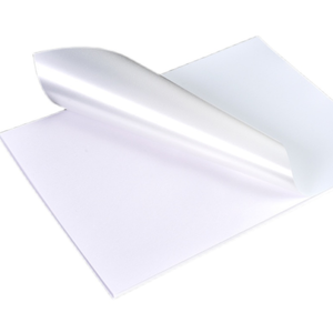 China Factory Self Adhesive Paper and Film 80g Glossy Casted Coated Paper Water Based Glue 90g White Release Paper