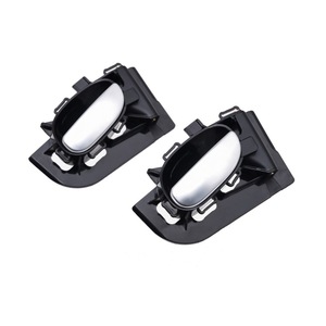 Manijas de puerta interiores para Dongfeng 206 207 Citroen C2, piezas de repuesto de plástico negro para puertas delanteras y traseras - Product Image 1