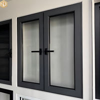 Fenêtres de maison modernes en aluminium gris foncé à profil européen, isolées, triple vitrage pour l'extérieur, idéales pour les climats froids, les salles de bain et les cuisines