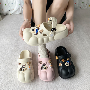 Sabots pour femmes, sandales d'été respirantes et tendance, confortables et mignonnes avec design ajouré, semelle de 3-5 cm - Product Image 4