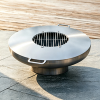 Brasero d'extérieur moderne avec couvercle fonctionnel amovible, transformable en table d'appoint, construction en acier inoxydable pour le camping