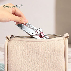 Pettini pieghevoli di lusso per capelli con spazzola a pettine pieghevole Mini portatile da viaggio piccoli pettini da donna - Product Image 4