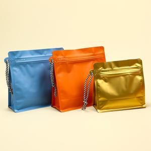 Sacs à café à fond plat de 250g et 500g en gros, personnalisables avec fermeture éclair et corde, colorés, pour marque privée - Product Image 2