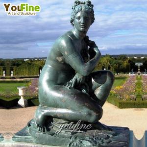 Escultura Clásica de Bronce de Gran Tamaño de la Reina <span class=keywords><strong>Victoria</strong></span> y el <span class=keywords><strong>León</strong></span> en Venta - Product Image 6