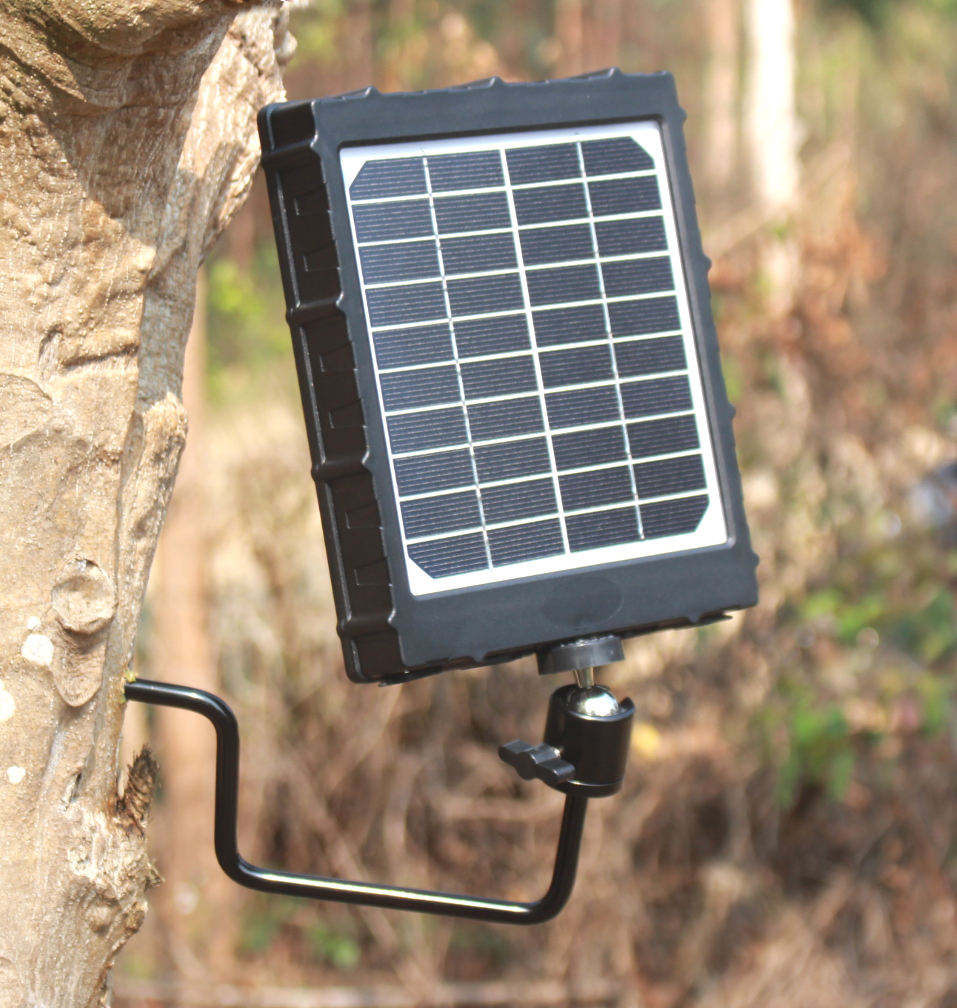 1Panck Trail Cameras Solar Panel 3W/5V, Built-in 6000mAh Battery,IP66,Type-C/Micro-USB/DC Three Interfaces, Compatible With Hunting Cameras Or Bird Feeder Cameras (3G/4G