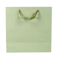 Logos commerciaux personnalisés Conception d'emballages de luxe Cadeau artisanal Sacs en papier de couleur claire vert émeraude vert