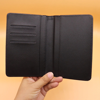 Couverture de portefeuille de passeport de voyage de luxe personnalisée Sublimation imprimée porte-passeport de créateur en cuir vierge avec style à la mode