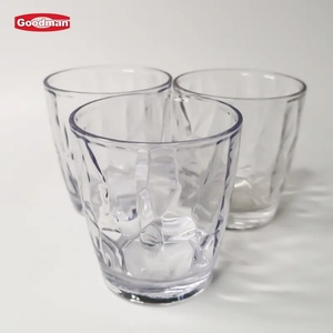 Verres à vin, whisky et bière en plastique de qualité alimentaire à motif diamant moderne 10 oz. pour les bars en polycarbonate - Product Image 1