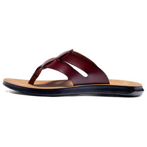 The latest fashion casual Italian hand-made slippers, indoor and outdoor double-purpose flip flops - Product Image 3