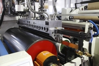 Machine de laminage électrique automatique à économie d'énergie, revêtement par extrusion PE PP pour emballage de film souple 1500 mm avec moteur
