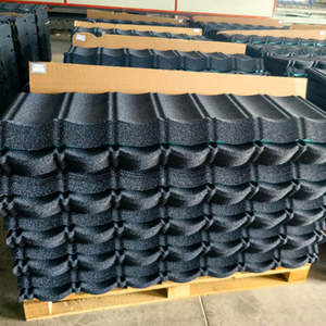 Tuile de toit en métal enduit de pierre colorée esthétique de feuille de <span class=keywords><strong>toiture</strong></span> ondulée moderne antirouille <span class=keywords><strong>pour</strong></span> des maisons et des hôtels - Product Image 2