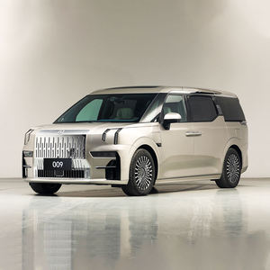 Zeek 009 Seven Aisle, Vehículo Eléctrico MPV con Tracción en las Cuatro Ruedas, 7 Asientos, Volante a la Izquierda, Vehículo de Nueva Energía, Vehículo Eléctrico de Alta Capacidad - Product Image 3