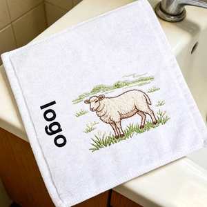 Serviette de Visage Personnalisée en Polaire Corail Écologique - Imprimé Dessin Animé, Séchage Rapide, Absorbante, Double Couche pour Cuisine et Salle de Bain - Product Image 4