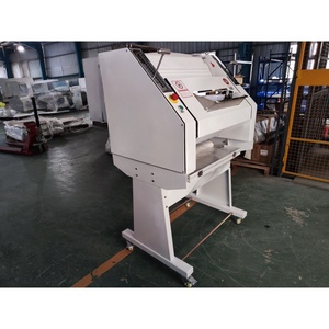Machine à façonner, étirer et couper la pâte complète pour pain, machine à baguettes pour boulangerie - Product Image 4