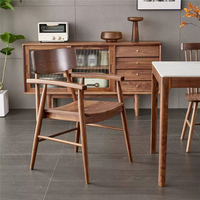 Fauteuil de salle à manger en bois de noyer massif BST avec dossier incurvé et assise en bois pour restaurant café