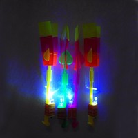 Flèches volantes, gadget incroyable, lance-pierre à élastique, bande de caoutchouc, jouet lumineux à LED