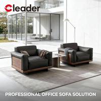 Ensemble de canapés de bureau en cuir, mobilier commercial moderne et minimaliste italien pour salon d'affaires et réception