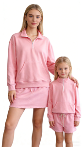 ชุดเสื้อสเวตเชิ้ตครึ่งซิปสีชมพูสำหรับแม่และลูก พร้อมกระโปรงและกางเกงขาสั้น - Product Image 6