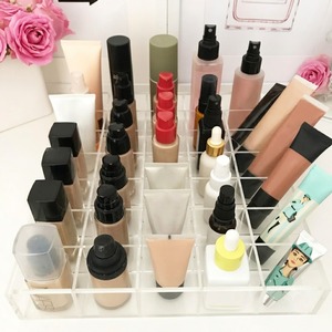 Organizador de Cosméticos de Acrílico Transparente de Lujo Moderno con Divisores Extraíbles para Botellas, Paletas y Accesorios de Cuidado de la Piel - Product Image 4