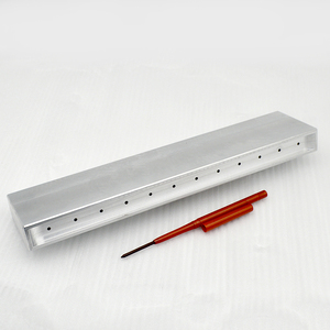 プロの生産12キャビティアイブロウペンシル型セット-OEM/<span class=keywords><strong>ODM</strong></span>カスタマイズのための精密アルミニウム射出成形金型 - Product Image 1