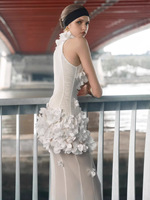 Robe de mariée sirène sans bretelles à pétales 3D personnalisée pour femme, élégante et tendance
