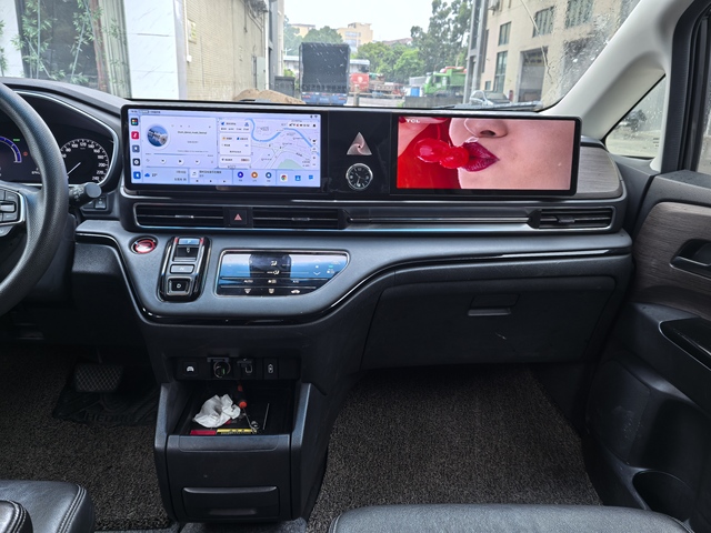 Car Automotive Interior Parts Upgraded Center Console Touch Screen Gps Navigation for Honda Odyssey