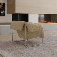 Canapé simple de style moderne pour salon, fauteuil de relaxation en laine d'agneau capitonné avec base pivotante en acier inoxydable pour usage hôtelier