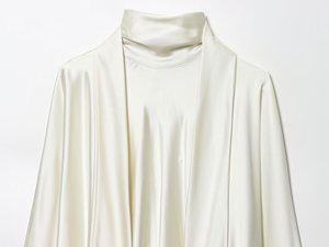 PB&ZA <span class=keywords><strong>Ropa</strong></span> de Mujer Elegante y a la Moda Estilo Europeo y Americano 2025 con Bufanda de Satén de Seda y Vestido Corto - Product Image 6