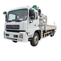 Grue sur châssis de camion Dongfeng 6x4, 12 tonnes, flèche à cinq sections, équipement de levage pour la construction de ponts et de routes.