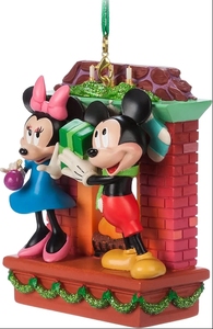 Ornements <span class=keywords><strong>de</strong></span> Noël personnalisés sur le thème <span class=keywords><strong>de</strong></span> l'amour, peints à la main en résine artistique - Product Image 3