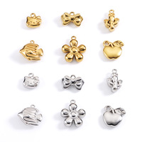 Collier pendentif chat KT en acier inoxydable poli avec nœud floral, bijou mignon et tendance pour femme, idéal pour le quotidien et les soirées