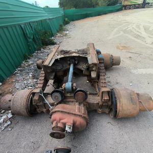 Essieu arrière d'occasion pour assemblage Mercedes-Benz, boîtier de différentiel robuste, forte capacité de charge pour camions bennes et tracteurs 6x4 8x4 - Product Image 3