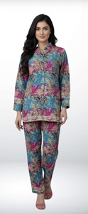 Ensemble coordonné deux pièces pour femmes, confortable, respirant, respectueux de l'environnement, ensemble Kurti et pantalon assorti, tenue décontractée élégante pour toutes les saisons - Product Image 4