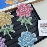 Applique florale colorée brodée de perles et de paillettes en organza, tulle et polyester, pour accessoires de vêtements DIY en Chine