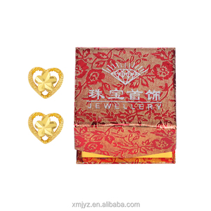 Pendientes In Wind de latón chapado en oro de 18K con diseño de corazón y flores, que transmiten un temperamento fresco y una personalidad coreana, estilo popular en redes. - Product Image 5