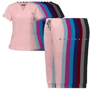 Set di Uniformi Mediche OEM con Maglietta a Maniche Corte e Pantaloni Jogger per Infermieri Uomini e Donne - Product Image 2