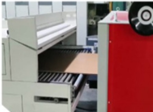 Machine de pressage à cycle court automatique intelligente pour portes <span class=keywords><strong>en</strong></span> <span class=keywords><strong>bois</strong></span>, designs tendance - Product Image 3