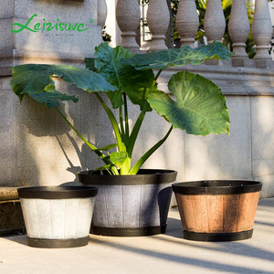 Chine <span class=keywords><strong>fabricant</strong></span> <span class=keywords><strong>bois</strong></span> pots de pot de fleur en <span class=keywords><strong>bois</strong></span> de whisky baril planteur - Product Image 3
