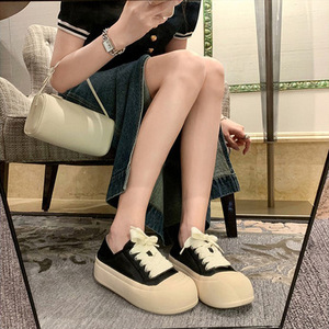 Zapatillas de mujer con cordones estilo coreano, de satén de seda, con punta redonda y suela gruesa, de gran tamaño, novedad 2026 - Product Image 3