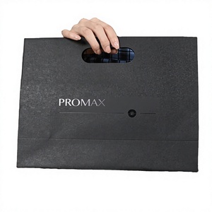 Bolsas de Papel Negras Personalizadas con Asa Troquelada para Zapatos y Calcetines, Ideales para Compras y Empaque de Regalos - Product Image 1