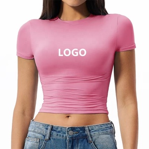 <span class=keywords><strong>T</strong></span>-shirts de sport et de yoga pour femmes avec logo personnalisé – Vêtements décontractés et athleisure, crop tops et hauts de fitness - Product Image 1