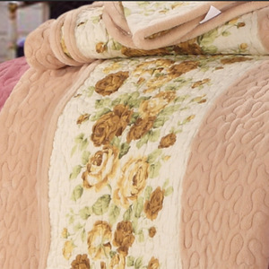 オールシーズンホテル & ホームベッドシーツセット卸売キルティング快適な3個のベッドカバーカバーセット結婚式のための高級寝具セット - Product Image 2