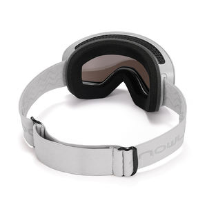 <span class=keywords><strong>Gafas</strong></span> <span class=keywords><strong>de</strong></span> esquí <span class=keywords><strong>de</strong></span> nieve <span class=keywords><strong>de</strong></span> espuma <span class=keywords><strong>de</strong></span> 3 capas con impresión personalizada, <span class=keywords><strong>gafas</strong></span> fotocromáticas polarizadas UV400, lentes doradas, moradas y plateadas, <span class=keywords><strong>gafas</strong></span> deportivas <span class=keywords><strong>de</strong></span> moda - Product Image 5