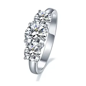 Prezzo dell'anello delle fedi nuziali di fidanzamento con diamanti coltivati in laboratorio a tre pietre in oro bianco 14K