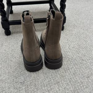 Bottes de combat à lacets en cuir véritable pour femmes Style Martin classique pour vêtements de plein air et décontractés - Product Image 3